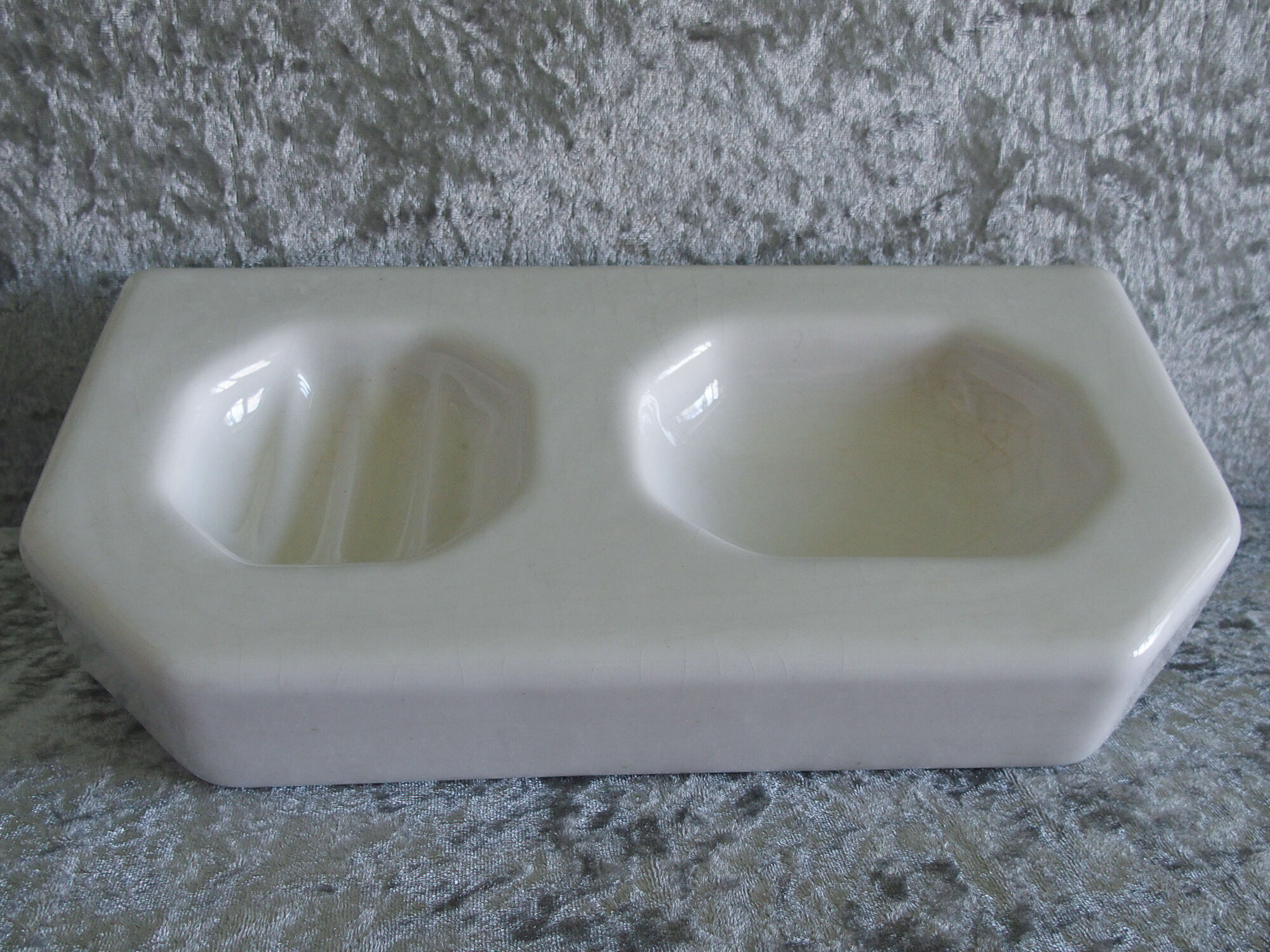 White ceramic soap rack wall shelf
