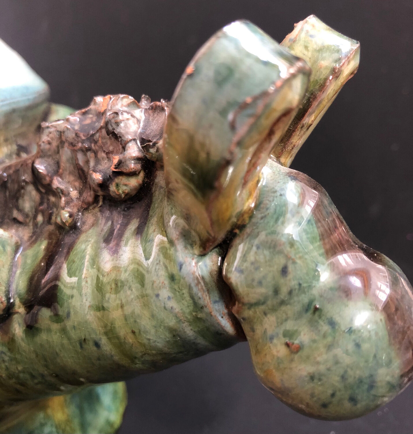 Ceramic shaped piece by Mária Sövegjártó