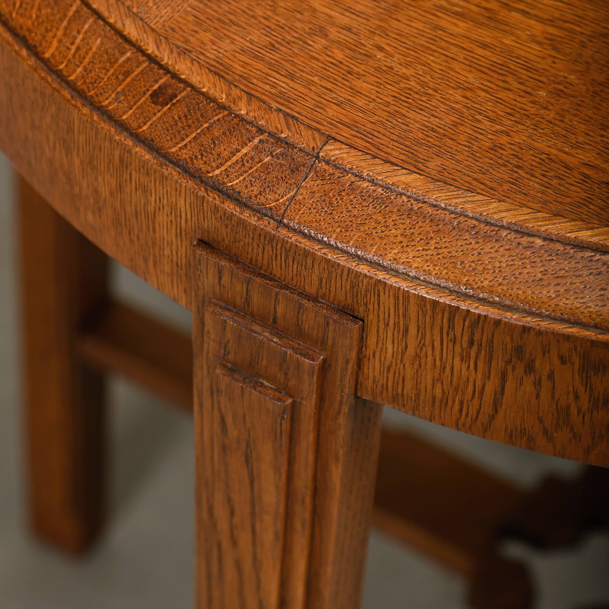 Dutch Art Deco Amsterdam School side table of solid and veneered oak