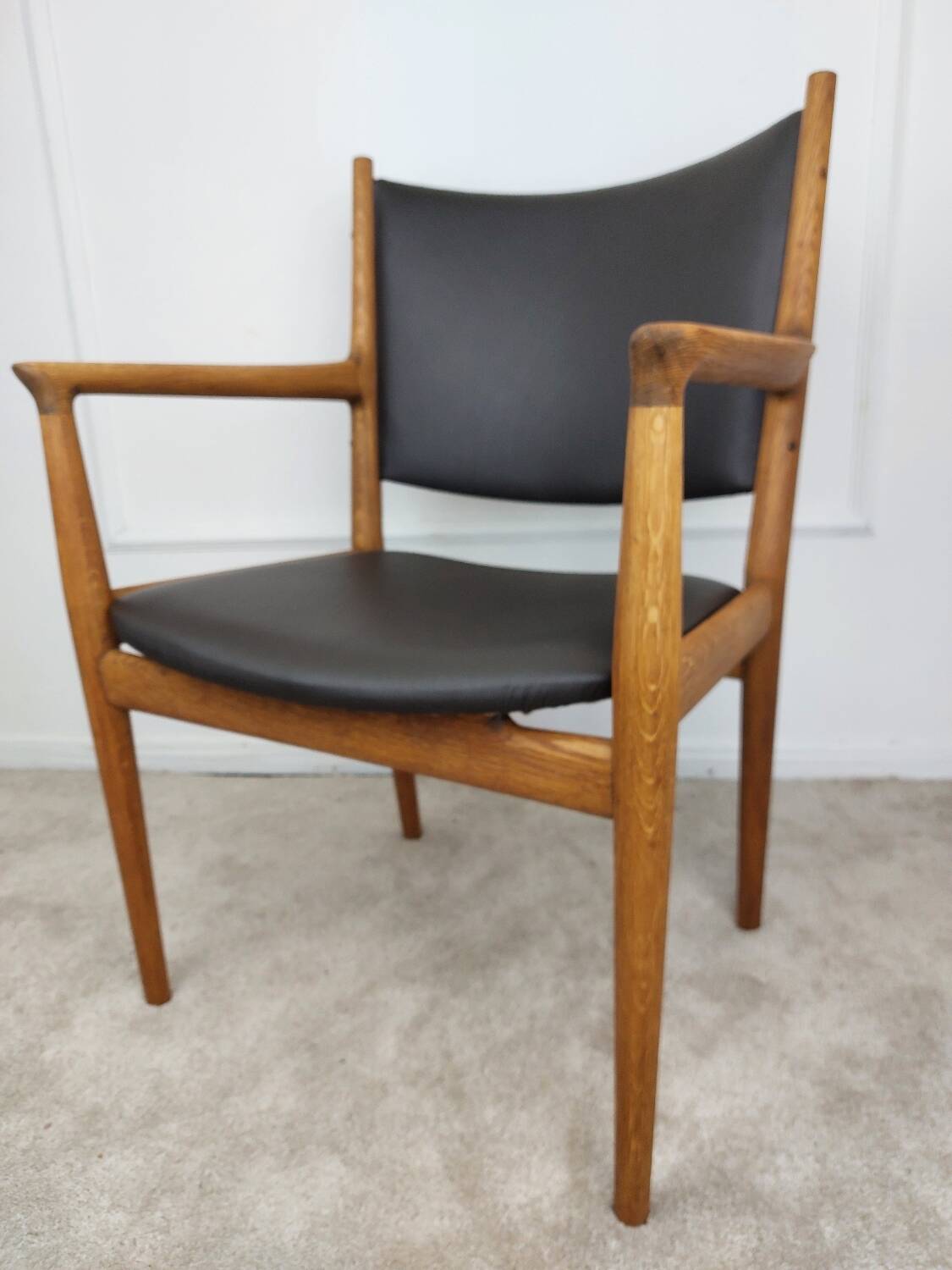 JH513 armchair by HJ Wegner for Johannes Andersen