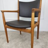 JH513 armchair by HJ Wegner for Johannes Andersen