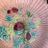 Assiette, coupe en barbotine modèle de fruits ancienne, art deco et collector