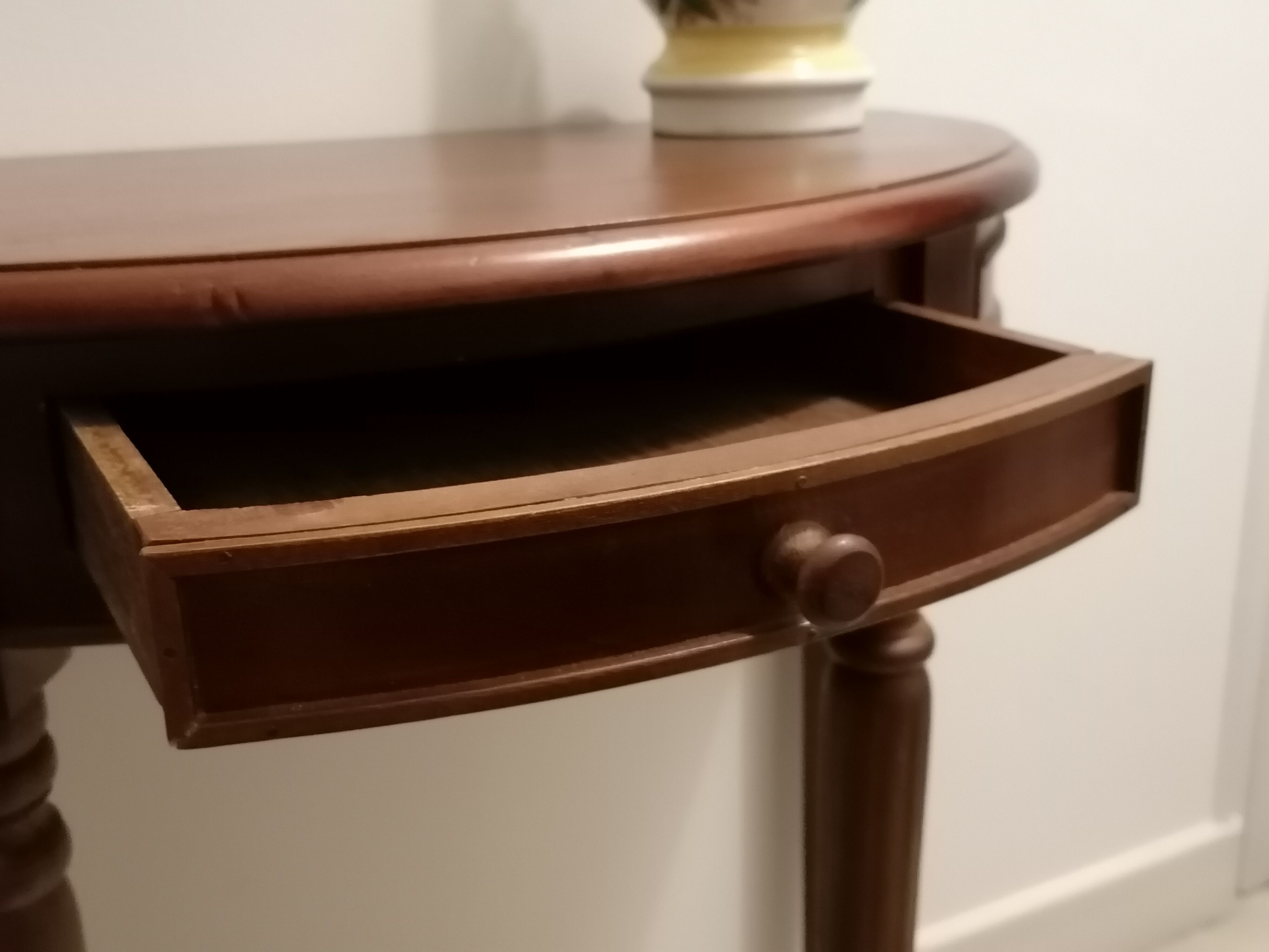 Half moon console
