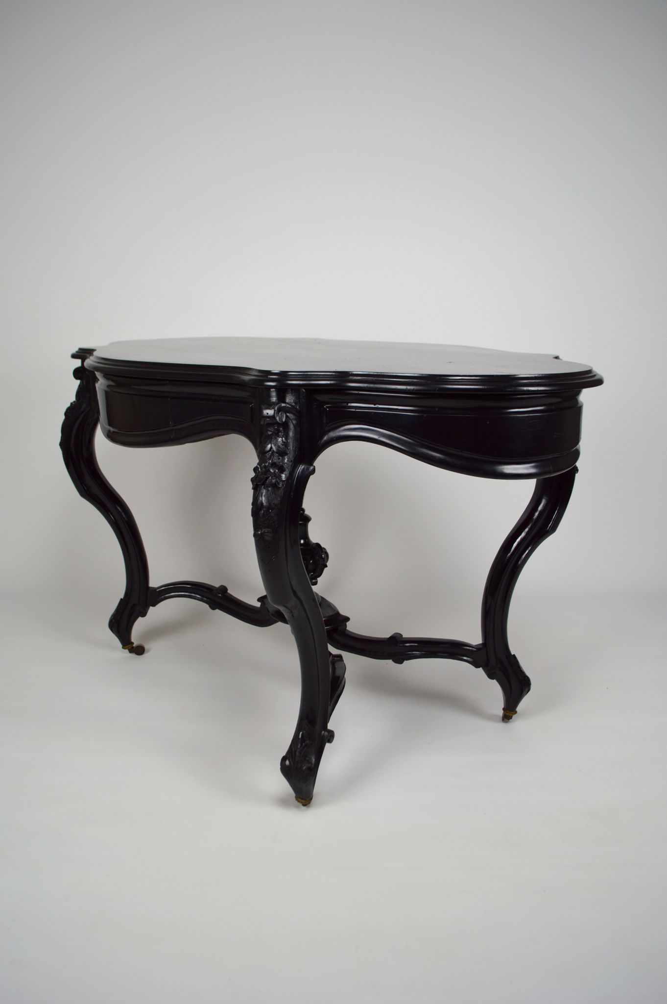 Napoleon III violin table in blackened wood, France, circa 1870