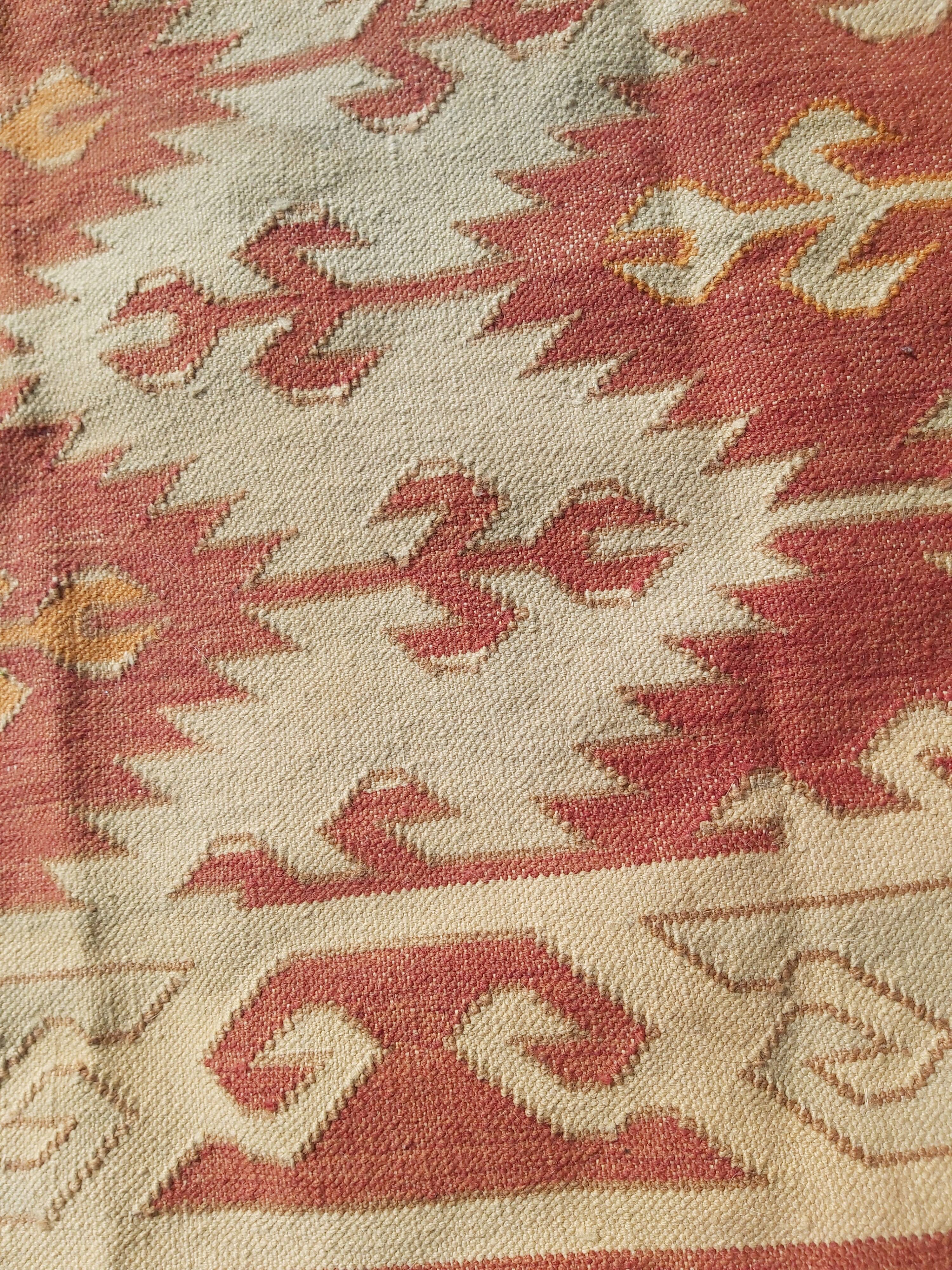 Hand-woven Kilim Années 60 années 70