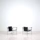 Fauteuil « lc1 » de charlotte perriand pour le corbusier, édités par cassina