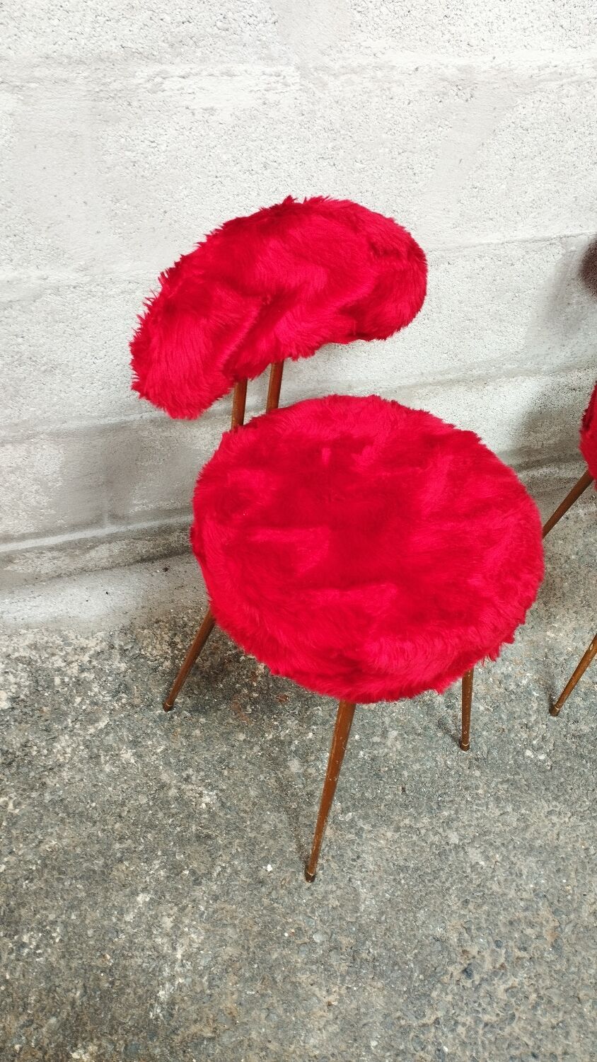 Moumoute Pelfran chairs