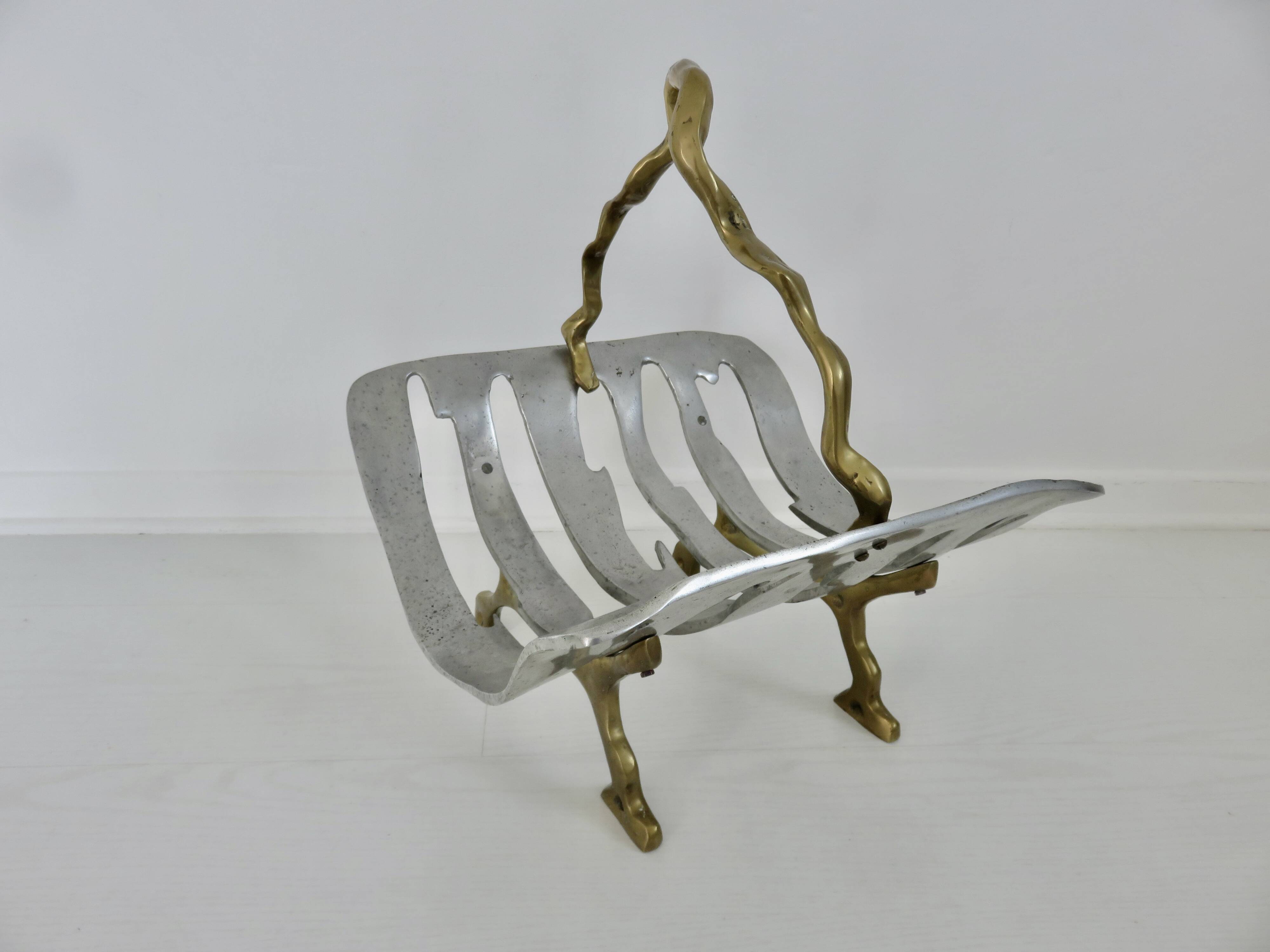 Porte buches de cheminée moderniste, laiton et aluminium, 1970