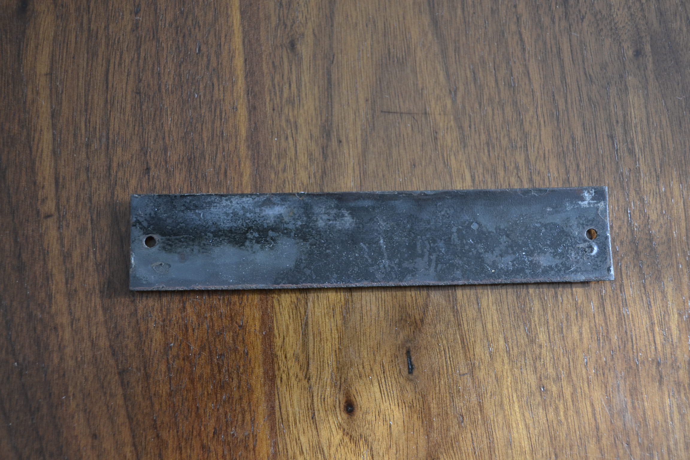 Enamelled plate drinking water