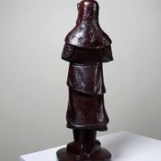Asian statuette, popular art in carved monoxyle wood, vintage 1930-1960.