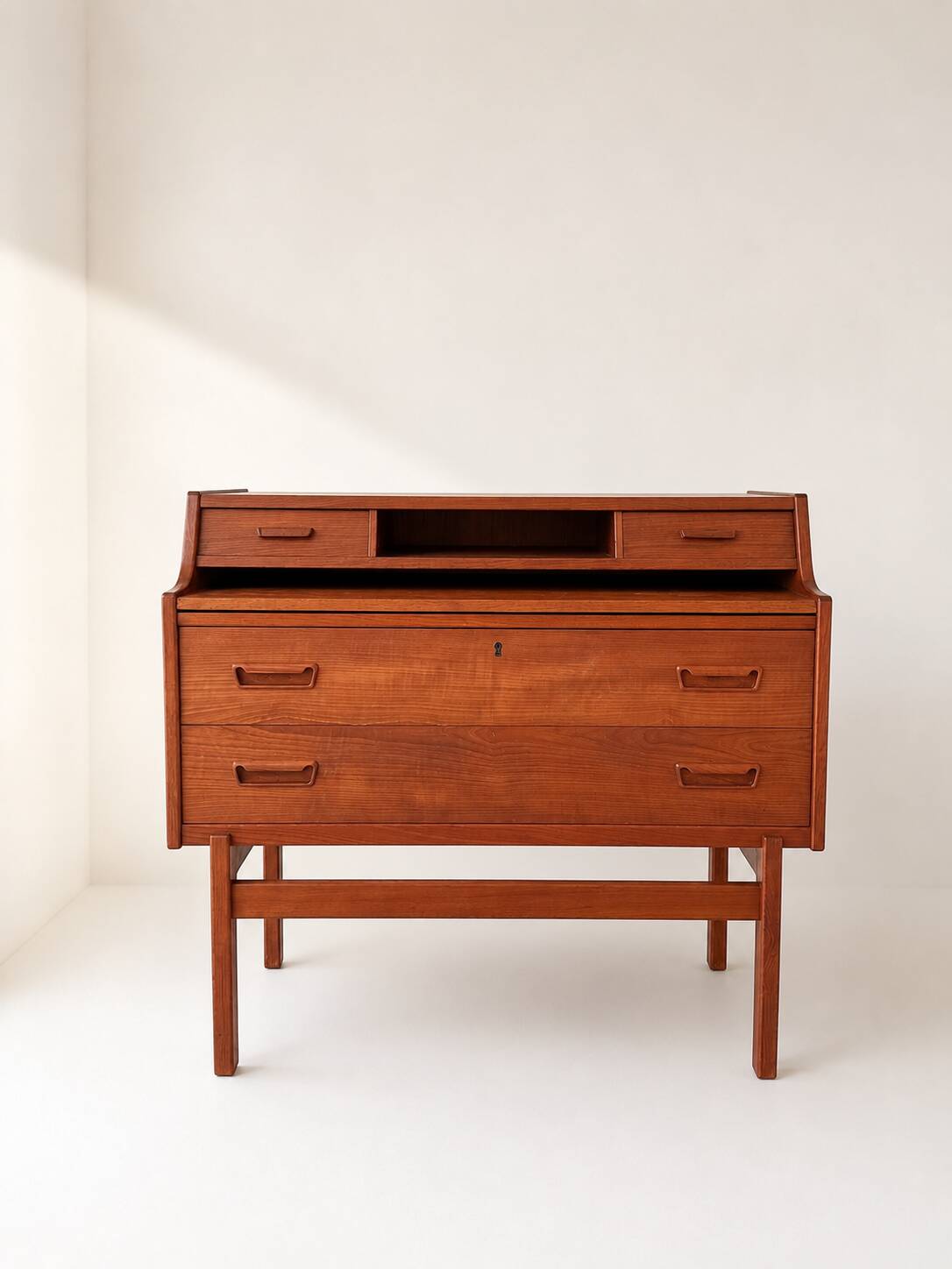 Secretary desk by Arne Wahl Iversen for Vinde Møbelfabrik