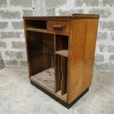 Former cash vitrine store counter