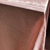 Nappe damassée ancienne en lin baby rose