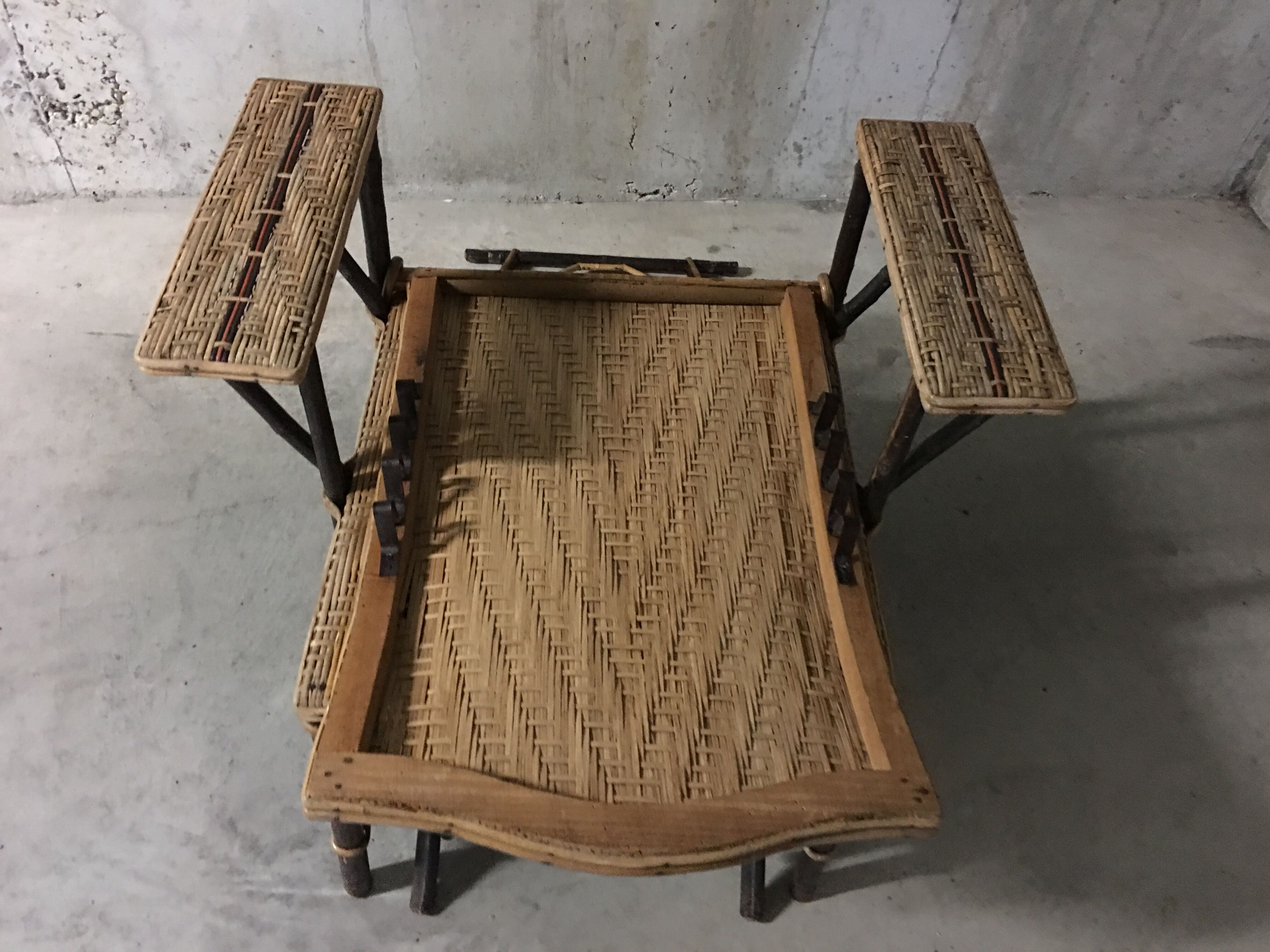 Lounge chair 60s rattan