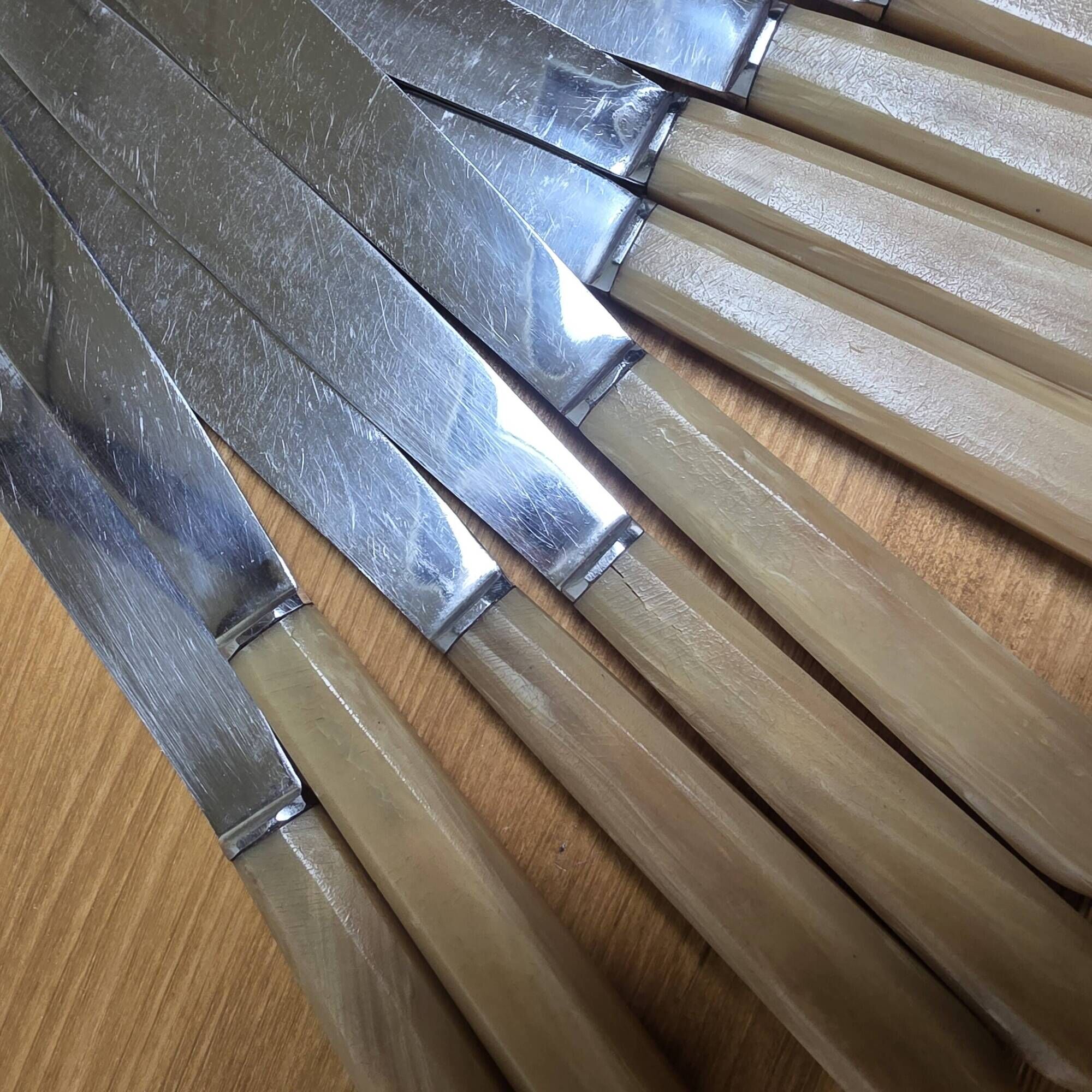 12 vintage knives in a box + 1 butter knife
