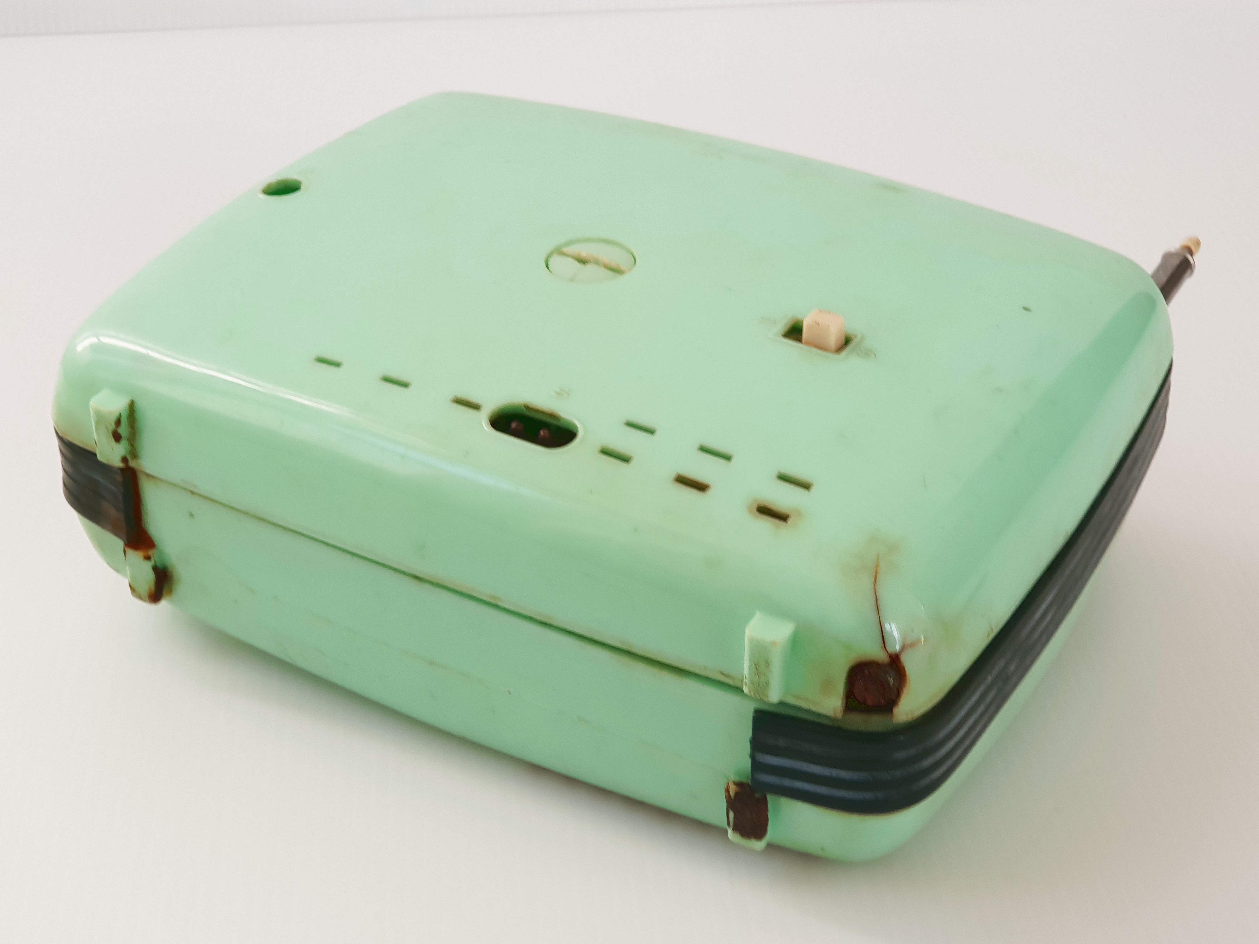 Radio Celard Minicapte vintage 1950