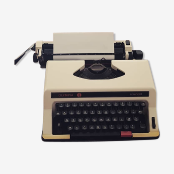 Machine à écrire des années 60