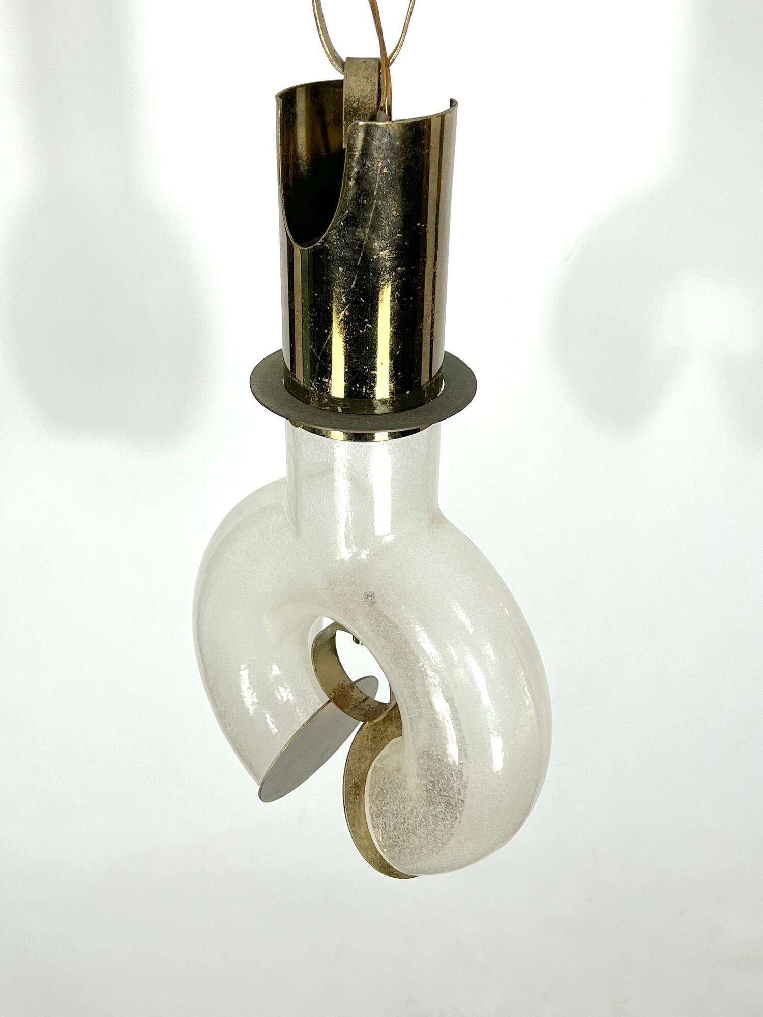 Mid-century modern brass and pulegoso chandelier by Carlo Nason