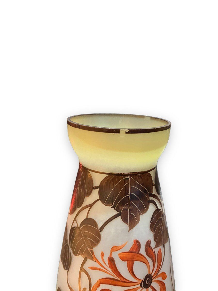 Paire de vases en pâte de verre peinte signés joma