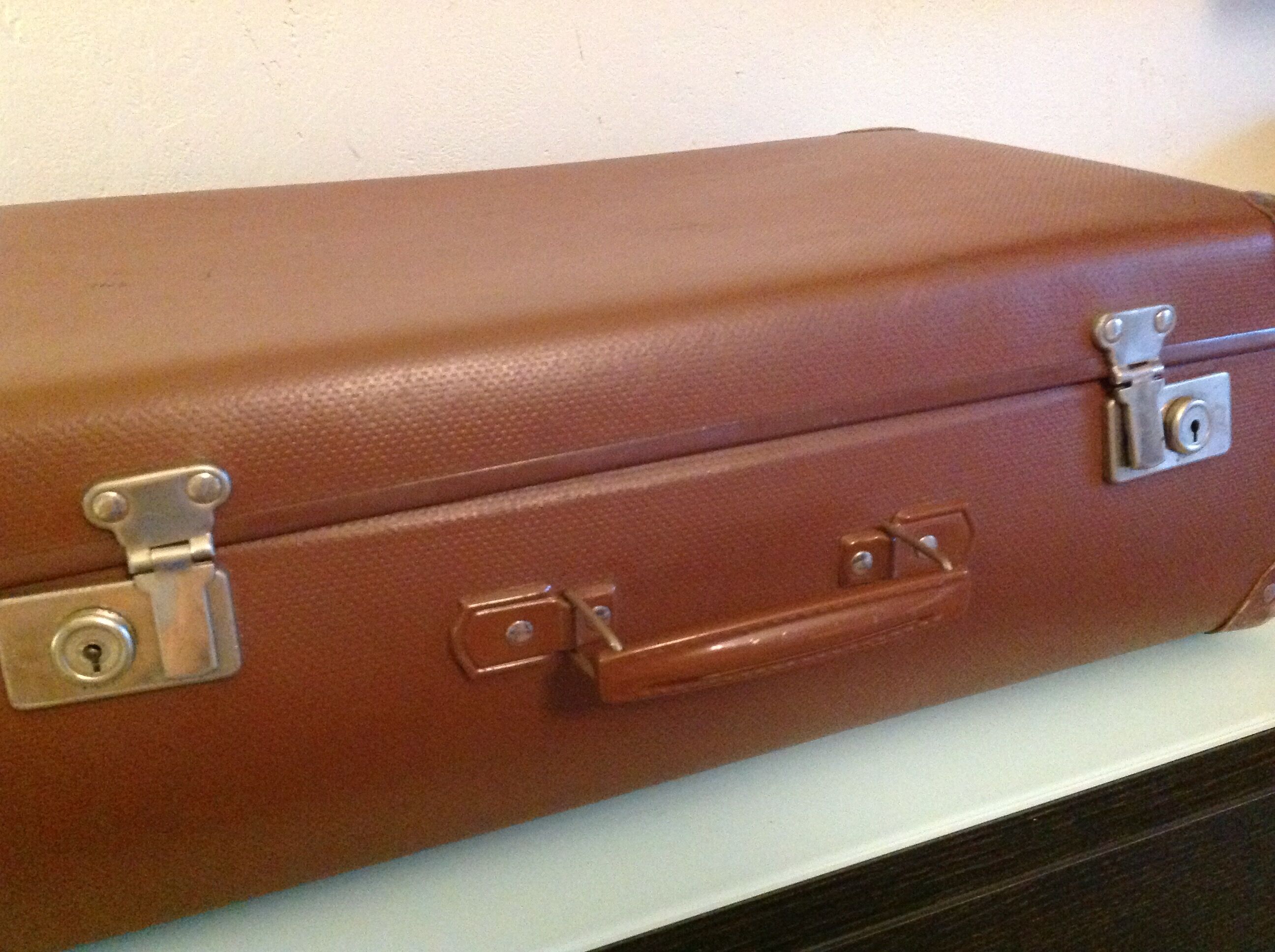 Suitcase vintage 50-60 years