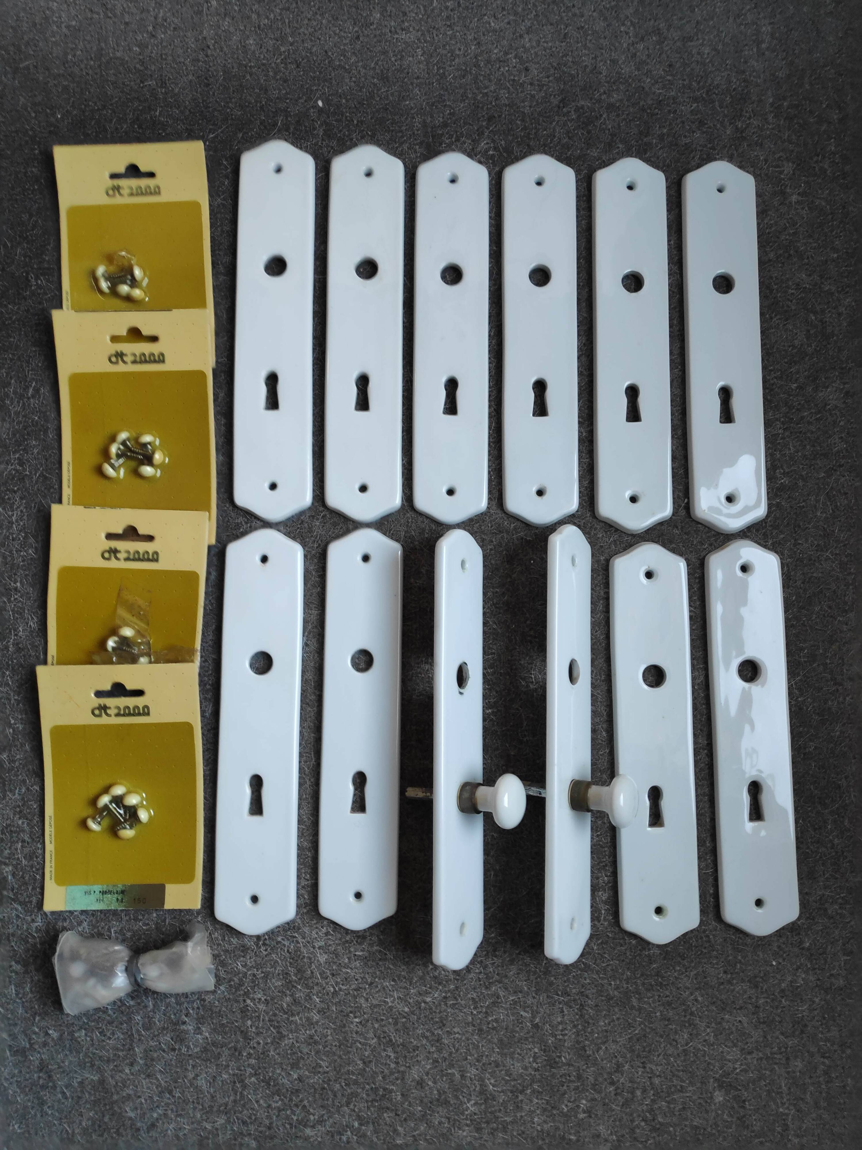 Set of 6 pairs of cleanliness plates (B-0016-2)