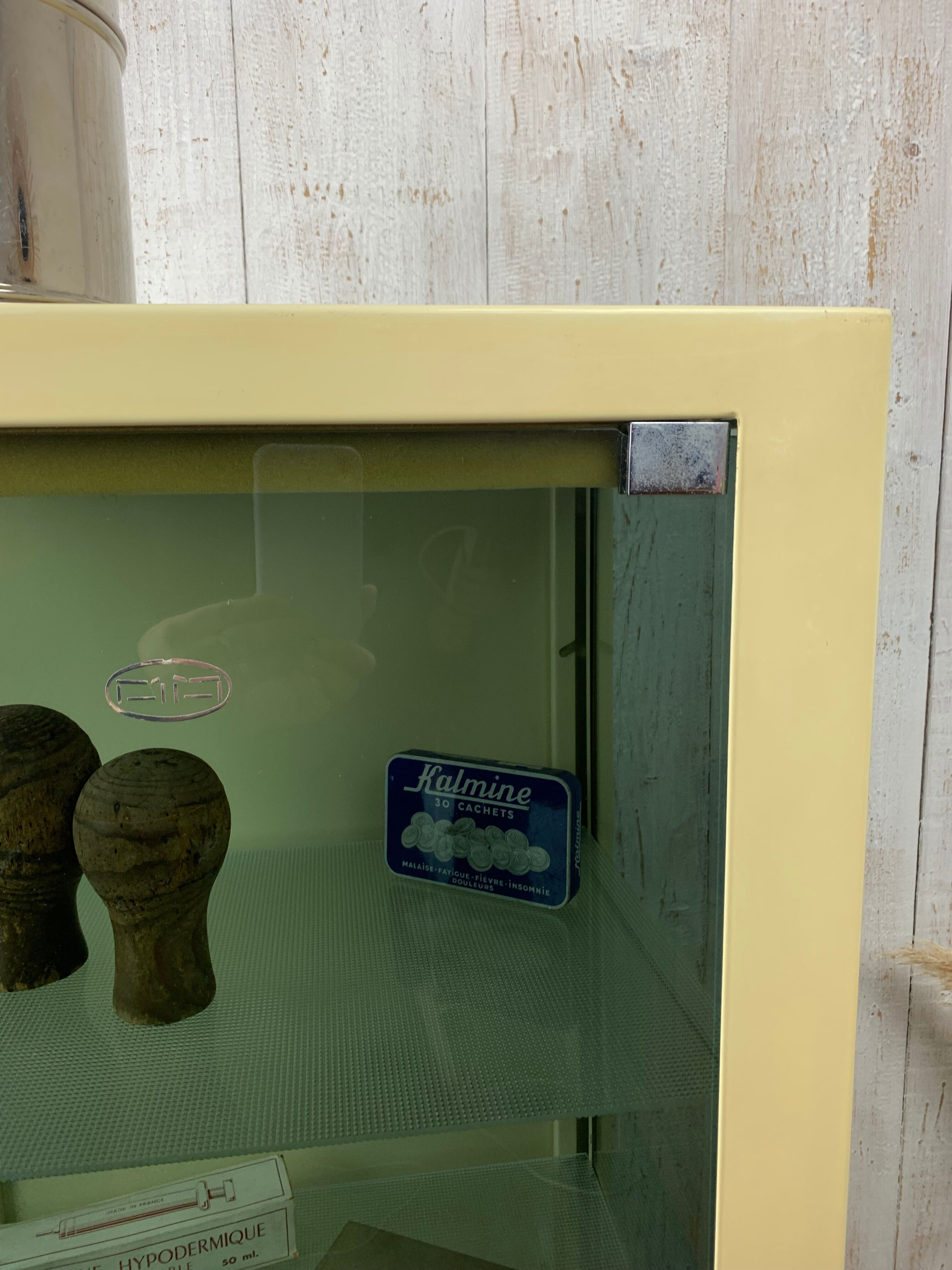 Vintage infirmary showcase