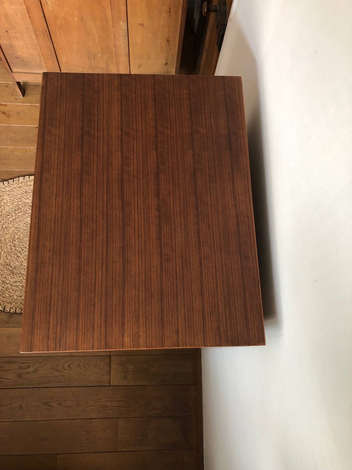 Mid-century Meredew chest of drawers with 5 drawers