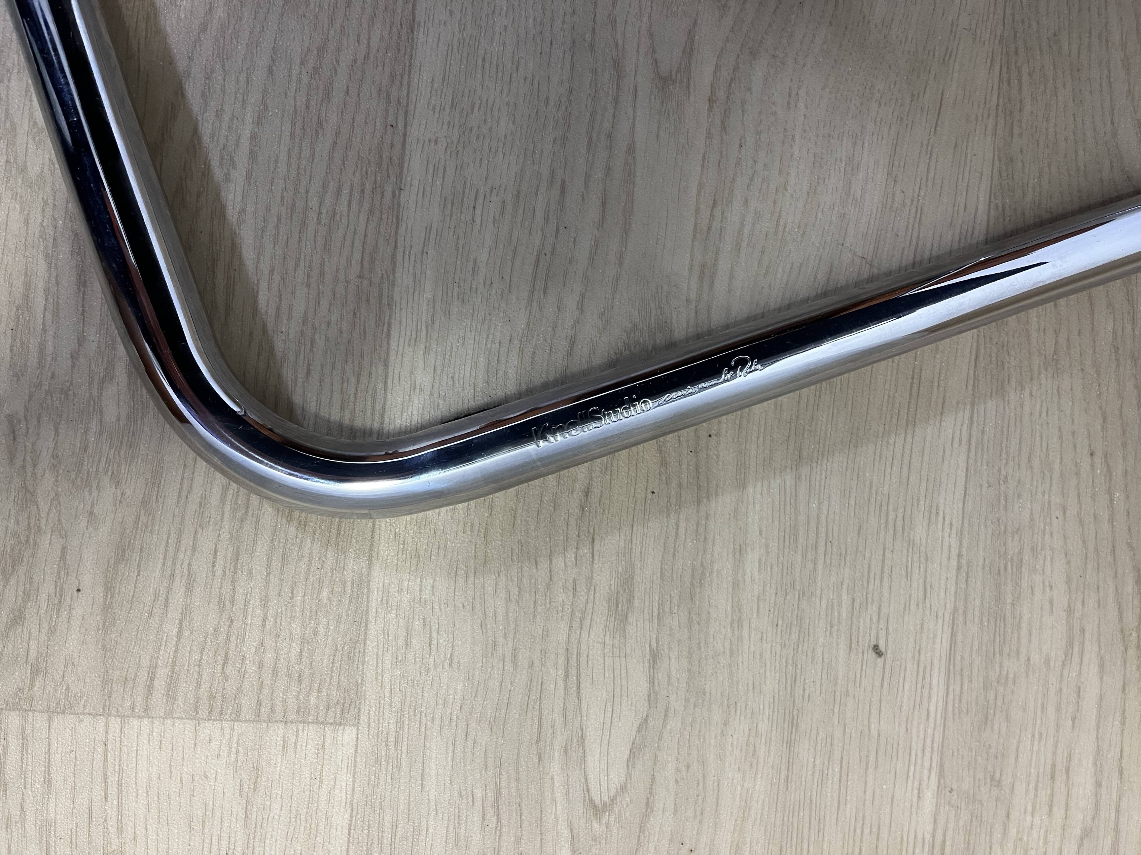 Chaise Brno Knoll par Ludwig Mies van der Rohe