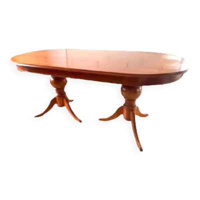 Table à manger en merisier massif