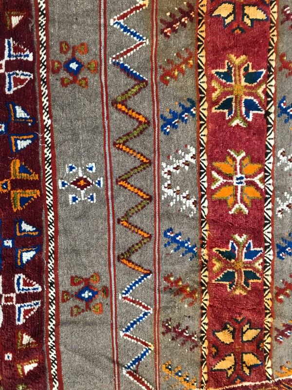 Moroccan berbere rug 142 x 254 cm