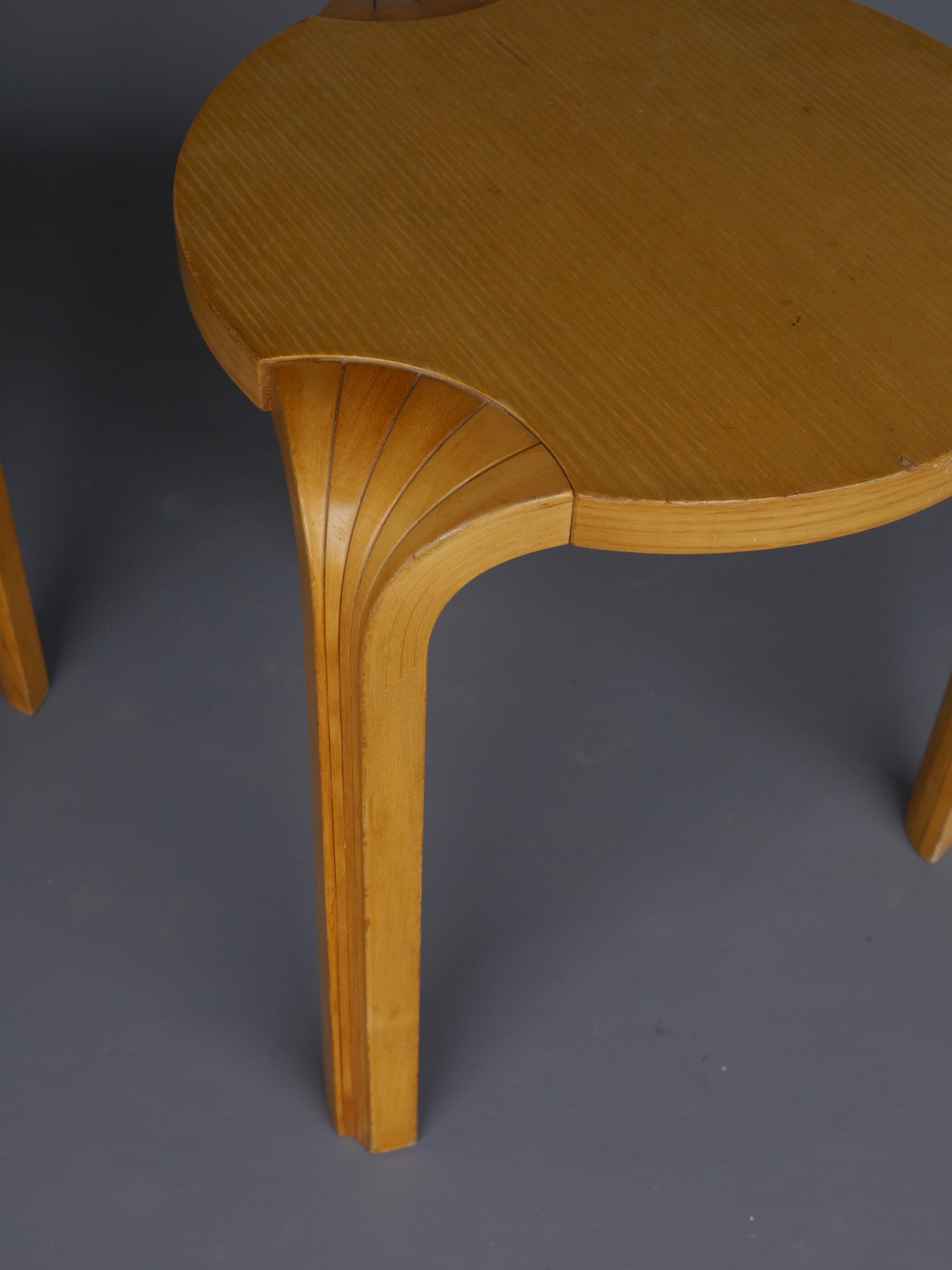 2 tabourets modèle X600 par Alvar Aalto pour Artek, 1960s