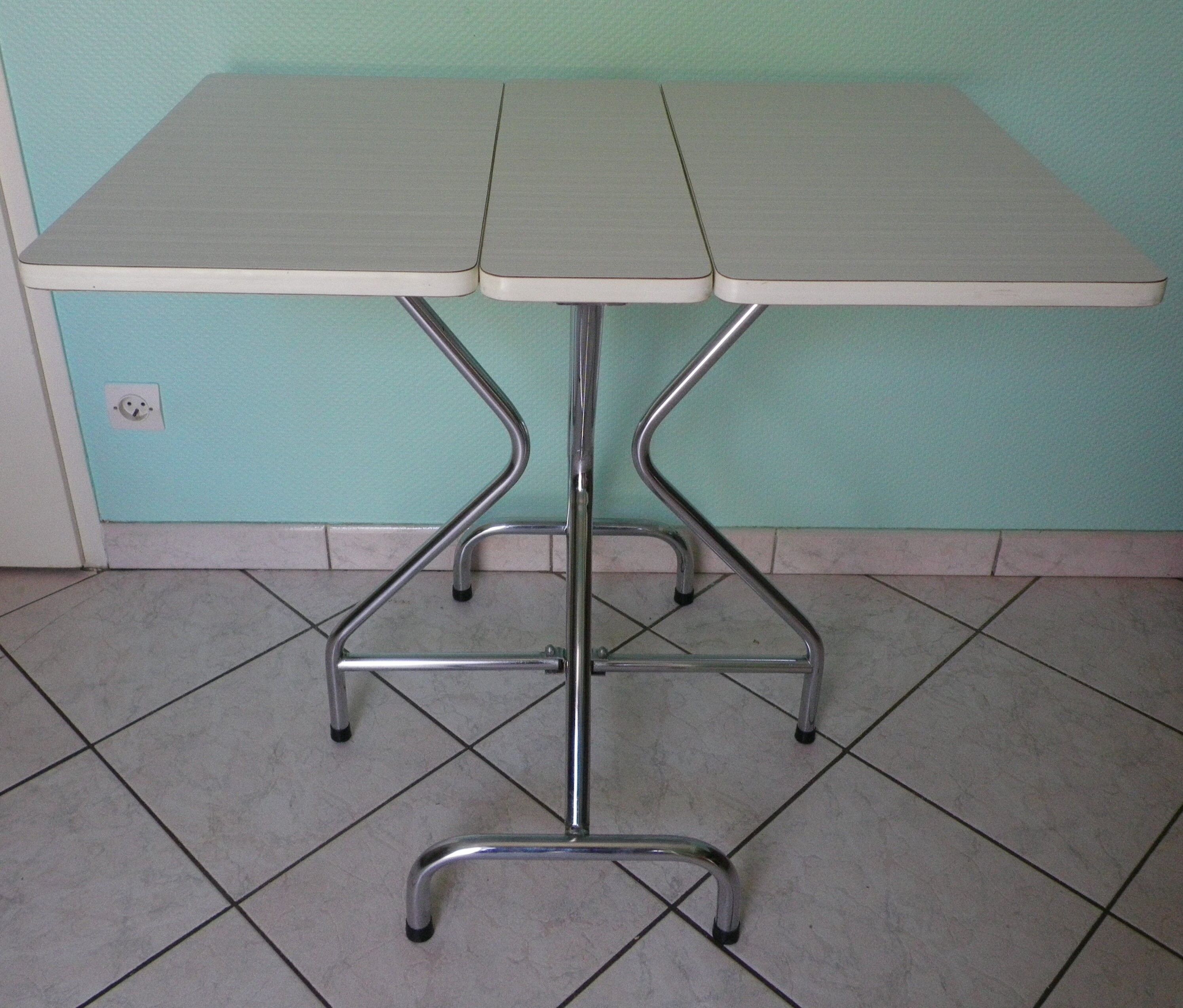 Formica foldable table, chrome feet - 60s