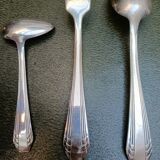 Set de couverts en métal argenté