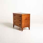 Commode en bouleau flamme Art Déco suédoise