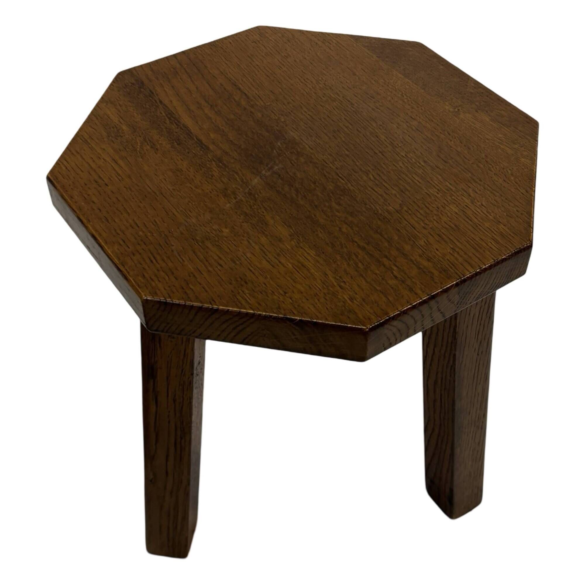 Tables d'appoint hexagonales brutalistes en chêne, années 1950, lot de 3