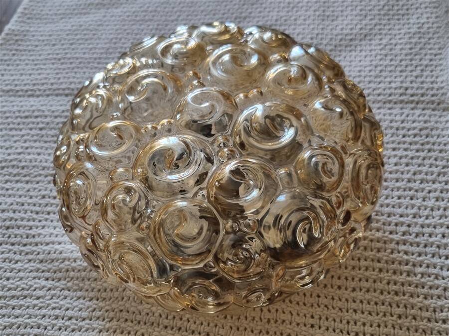 Helena Tynell snail ceiling light