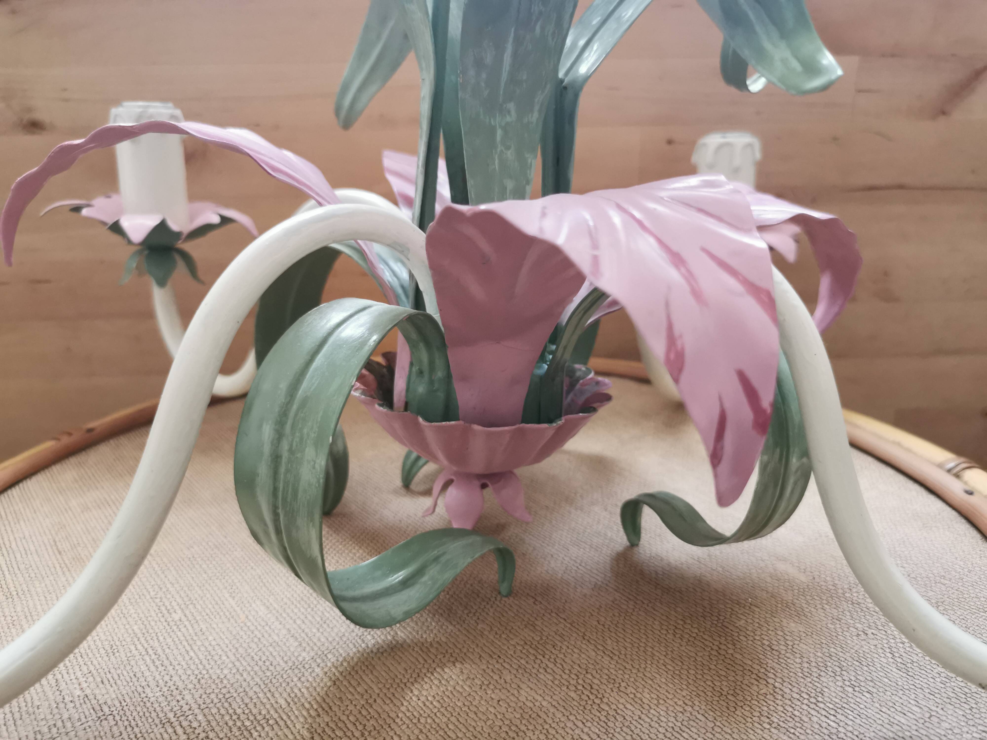 Lustre iron and painted sheet flowers camellias