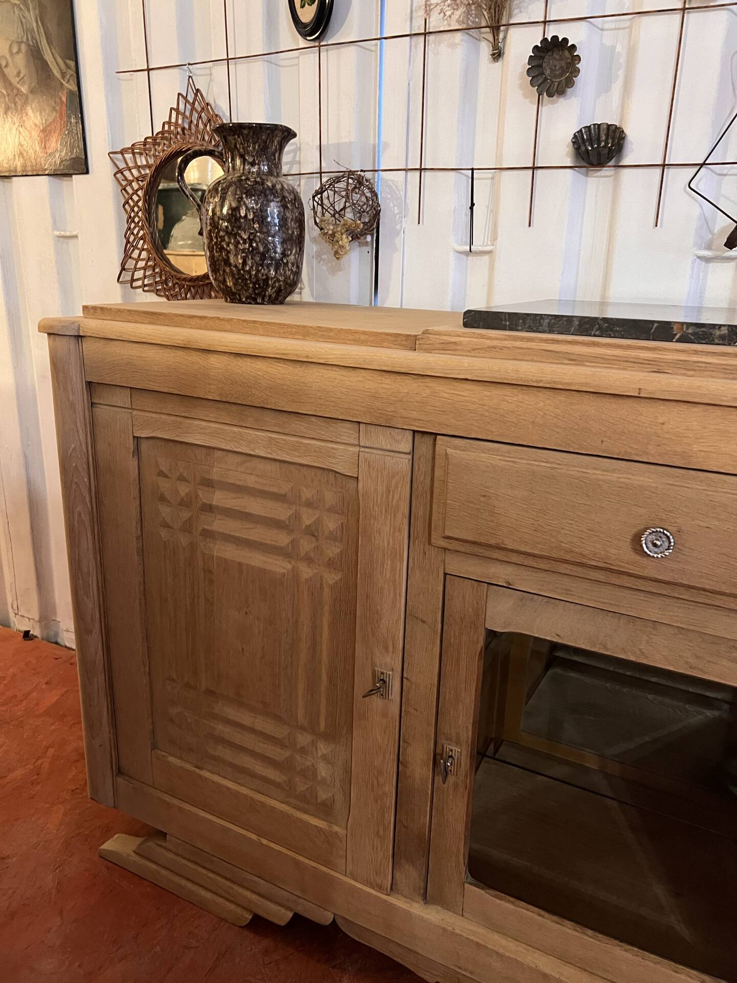 Oak enfilade