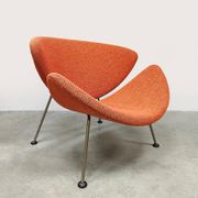 Dutch vintage design Orange Slice chair Pierre Paulin Artifort F437