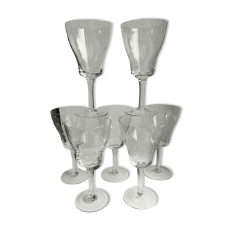 Lot de 7 verres à vin, eau en cristal gravé années 50-60