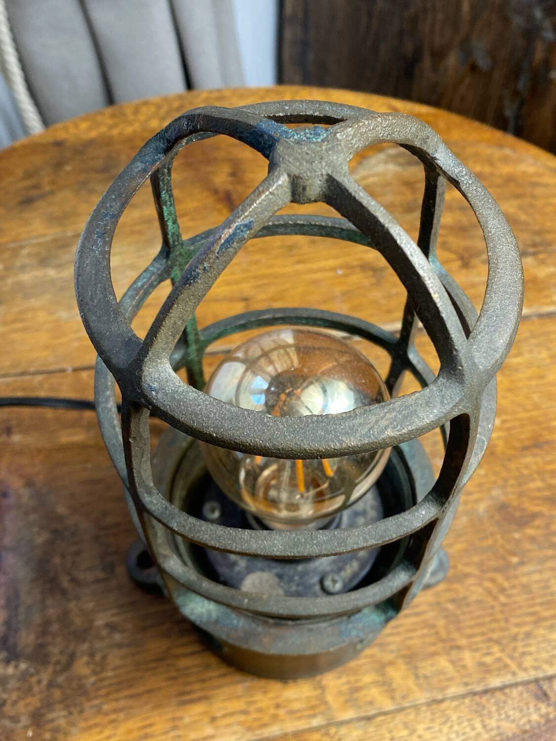 Antique lampe de bateau Russell @ Stoll New York
