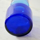Vase en verre bleu cobalt, design scandinave