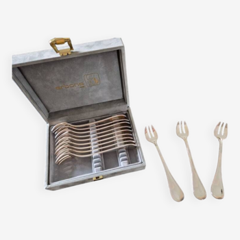 Christofle, Paris, France - Série de 12 fourchettes à huitres - En métal argenté - Modèle Albi