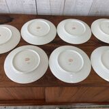 12 porcelain plates, 22cm diameter