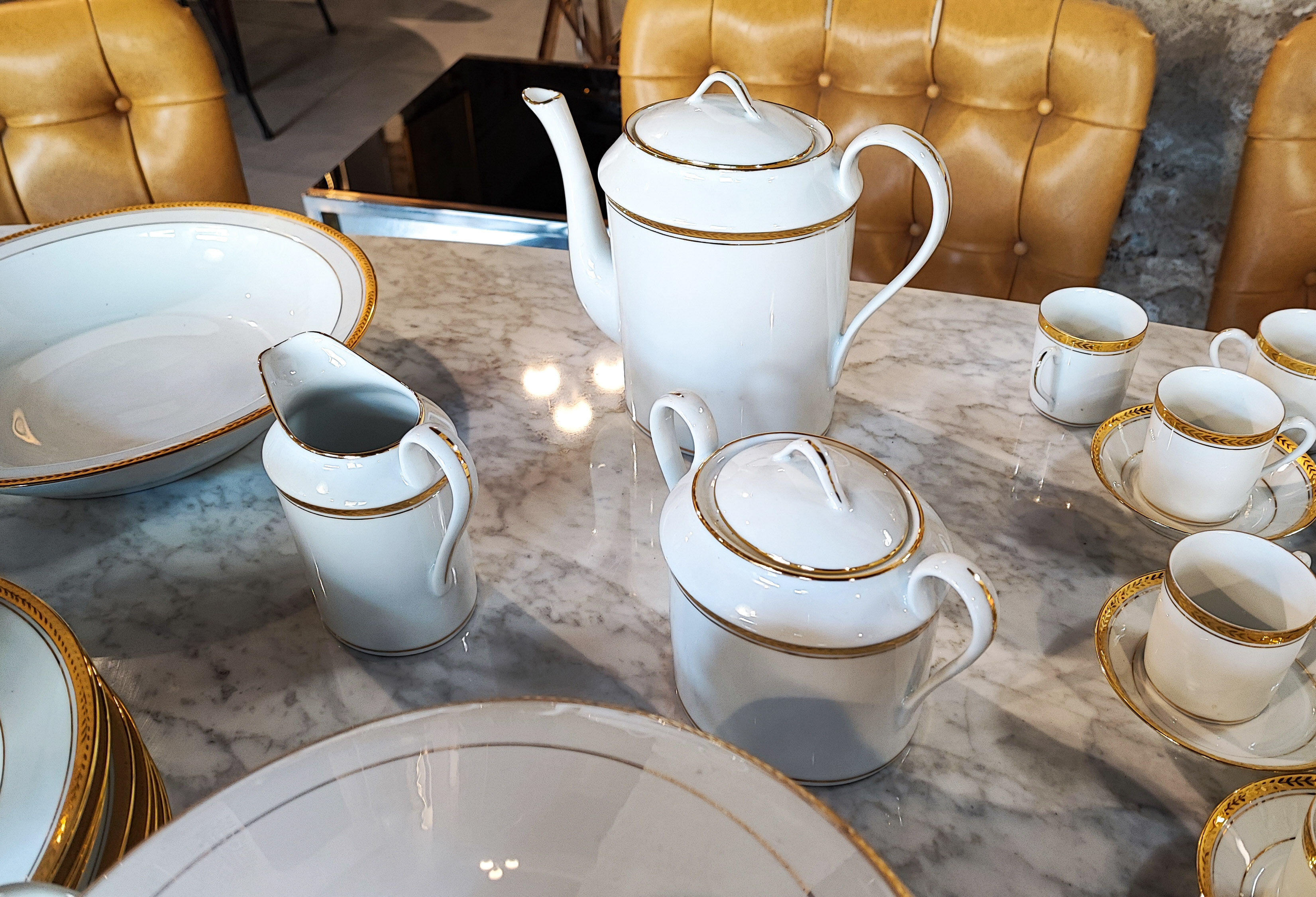 Limoges porcelain service 86 pieces gold 24K
