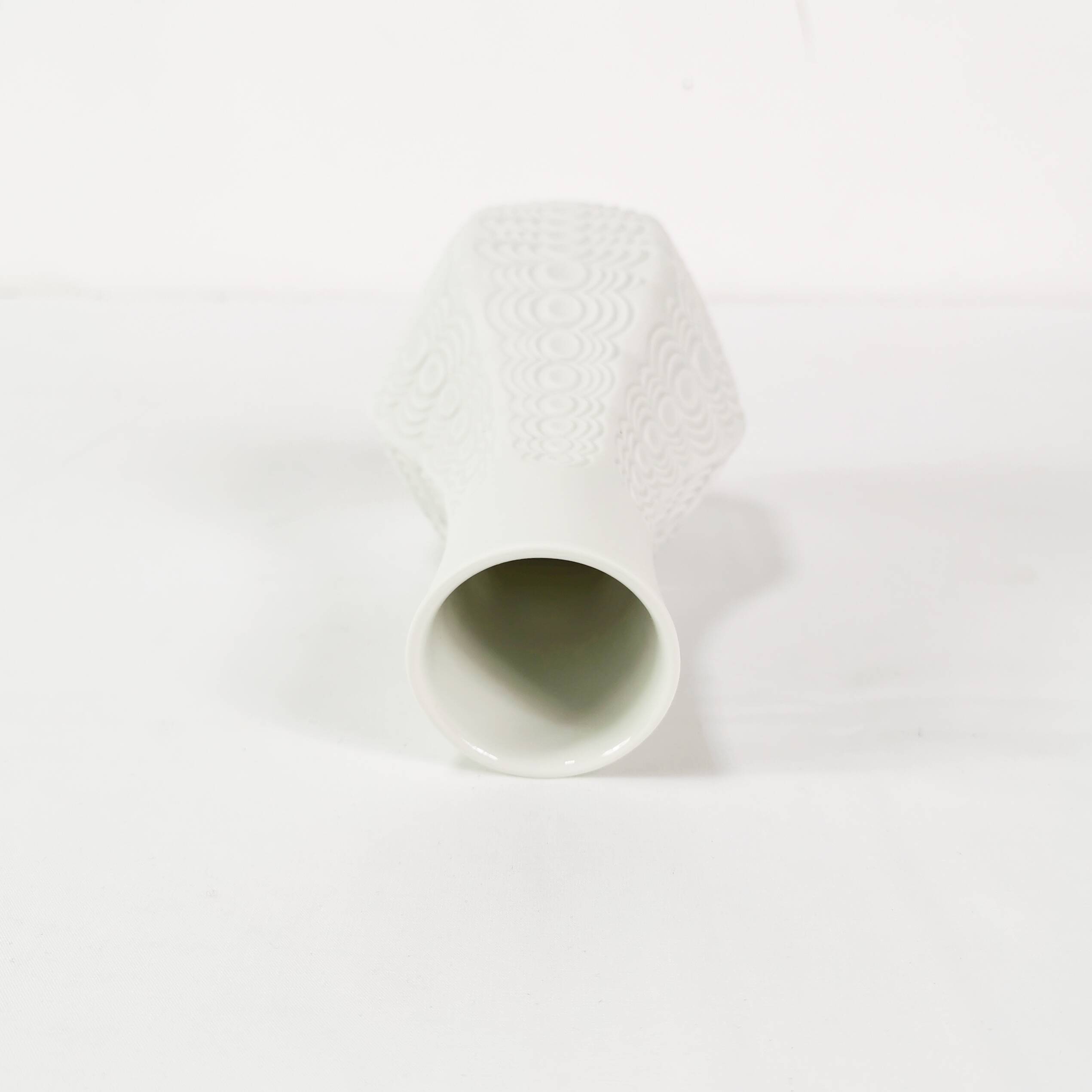 Op Art biscuit vase, Seltmann Weiden, Germany, 1960s.