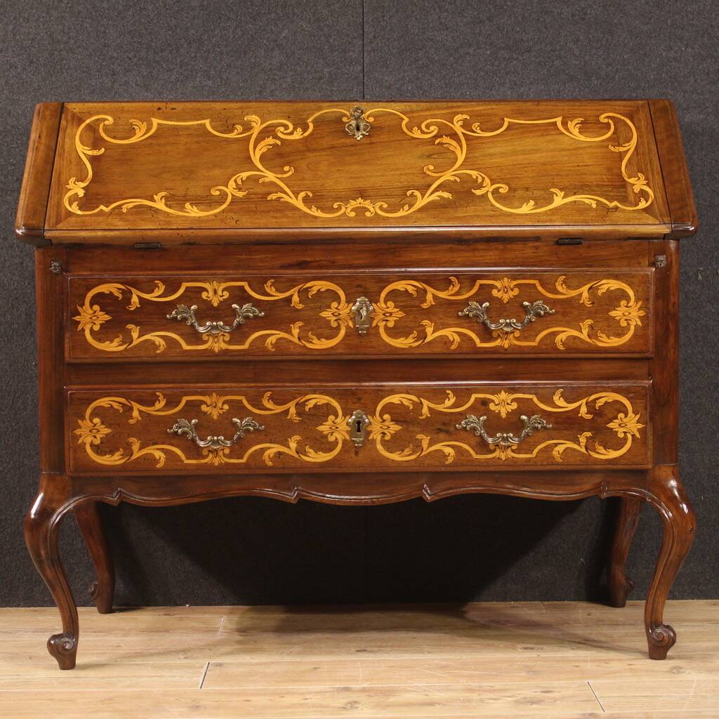 Grand bureau en marqueterie italienne des années 1920