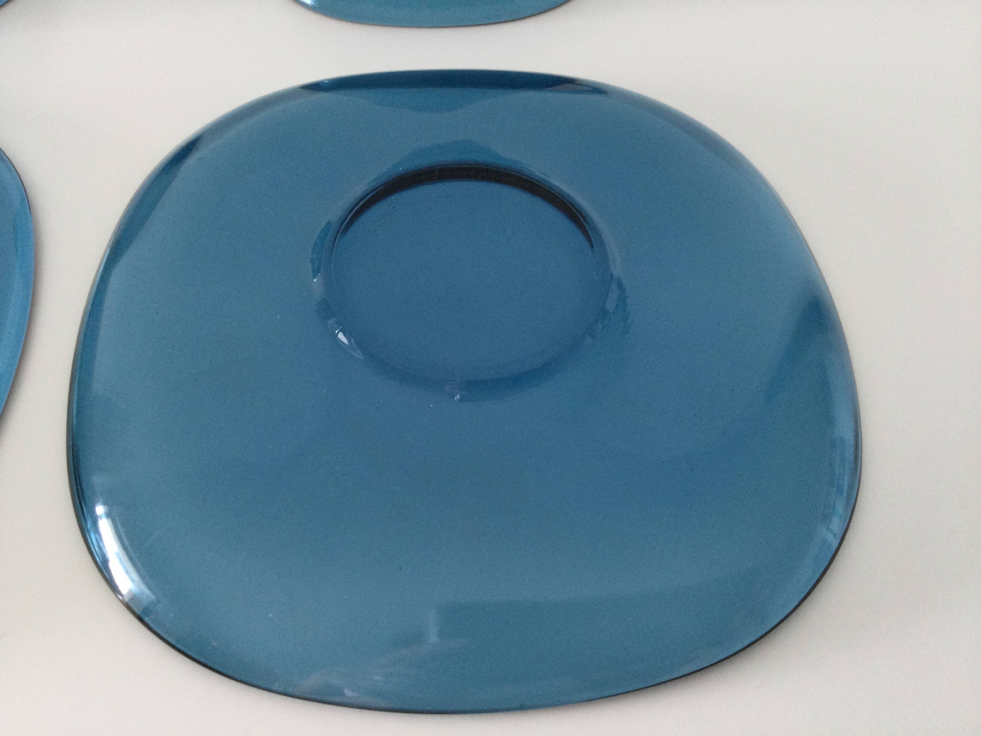 vintage blue cups - 1970s