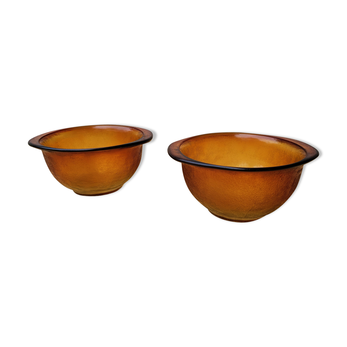 Duo of amber bowls