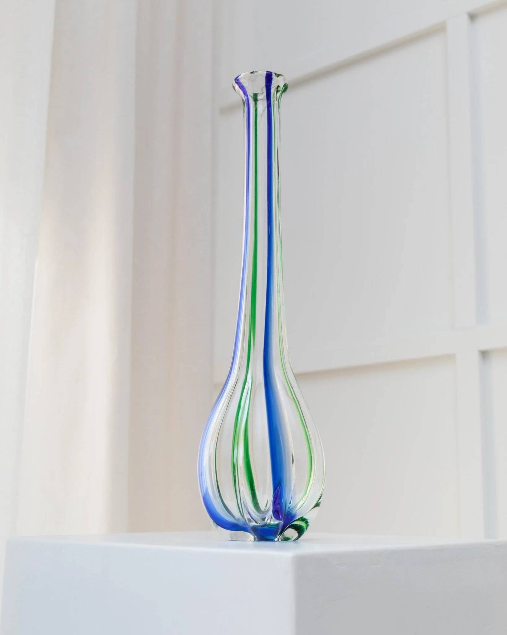 Vase en verre vintage Murano Archimede Seguso XL, transparent avec détails bleus et verts, forme citrouille, Italie années 1970